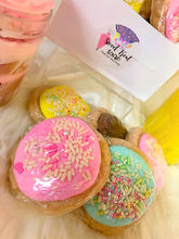 Load image into Gallery viewer, Frosted Sugar Cookie Soap